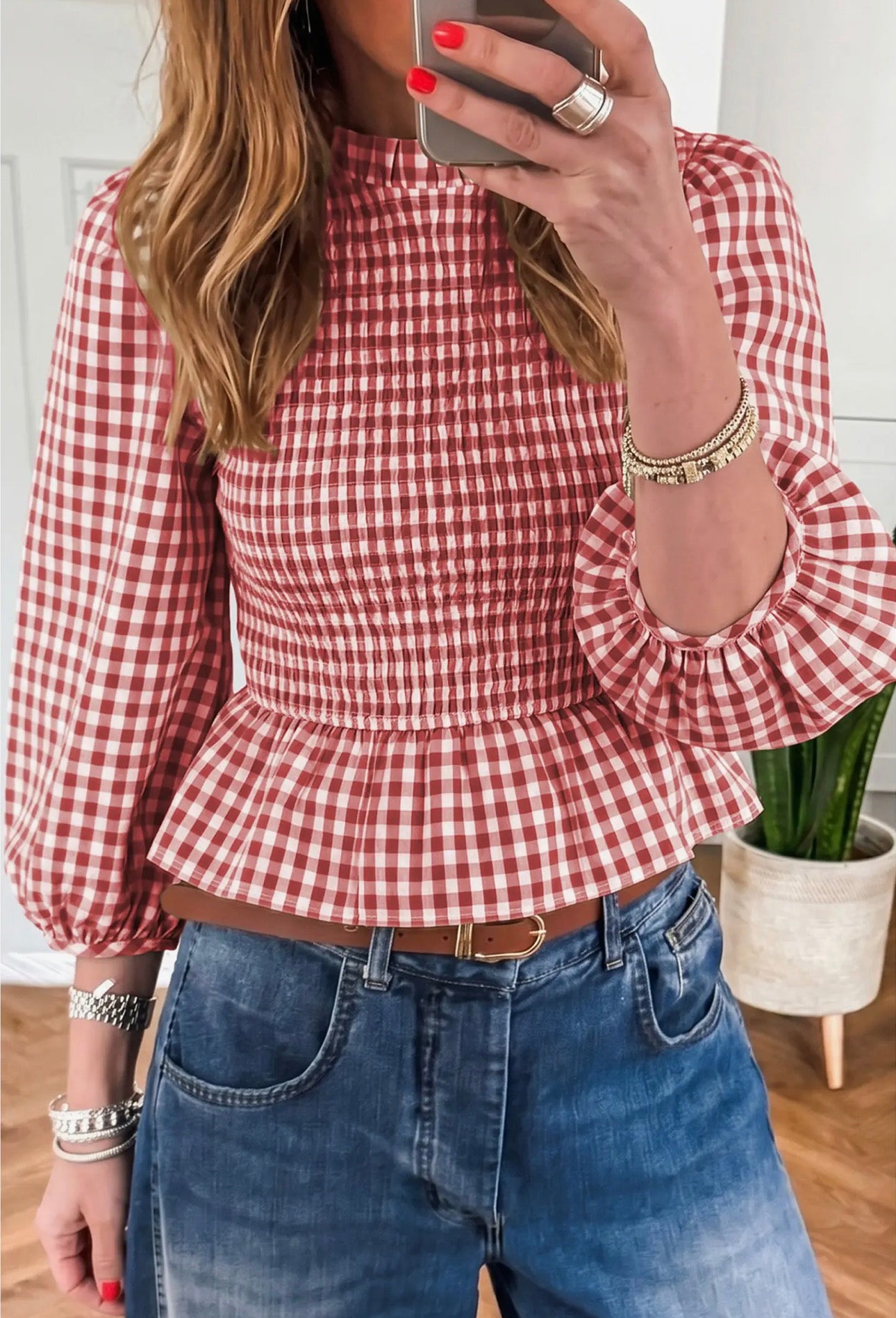 Bow Embroidered Round Neck Short Sleeve
Crop Blouse